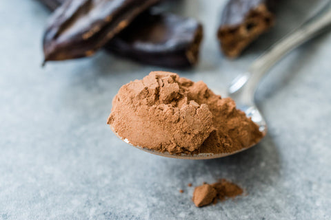 Carob benefits for kids and clear reasons to include it in their daily menu